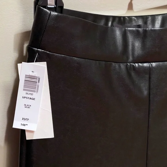 NWT Aritzia Ten by Babaton Upstage Vegan Leather Pant in black - Picture 6 of 7